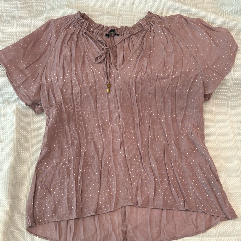 harvé benard flowy short sleeve top, dusty pink with gold polka dots